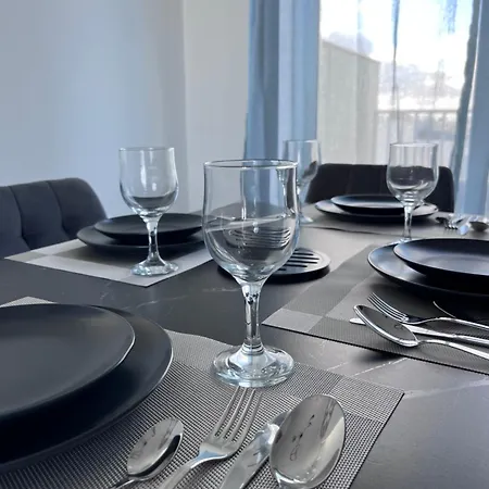 Sea Breeze Duplex Deluxe Penthouse Marsaskala