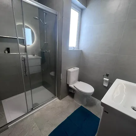 Sea Breeze Duplex Deluxe Penthouse Lägenhet *