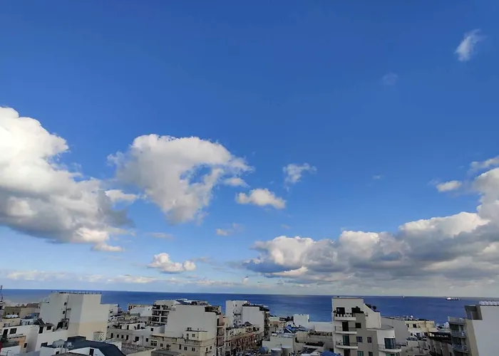 Sea Breeze Duplex Deluxe Penthouse Marsaskala